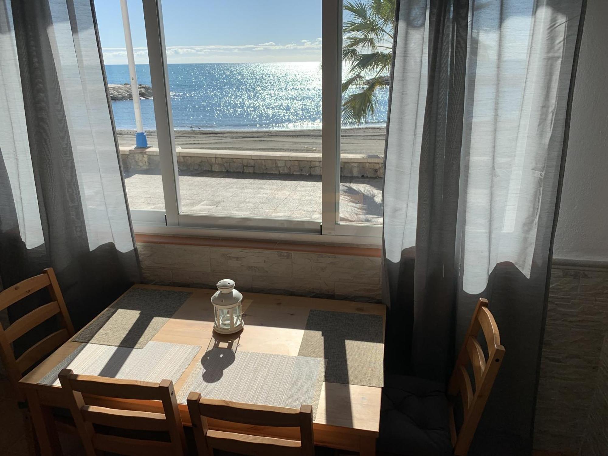 Apartamento Frente Al Mar Pedregalejo Málaga Eksteriør bilde