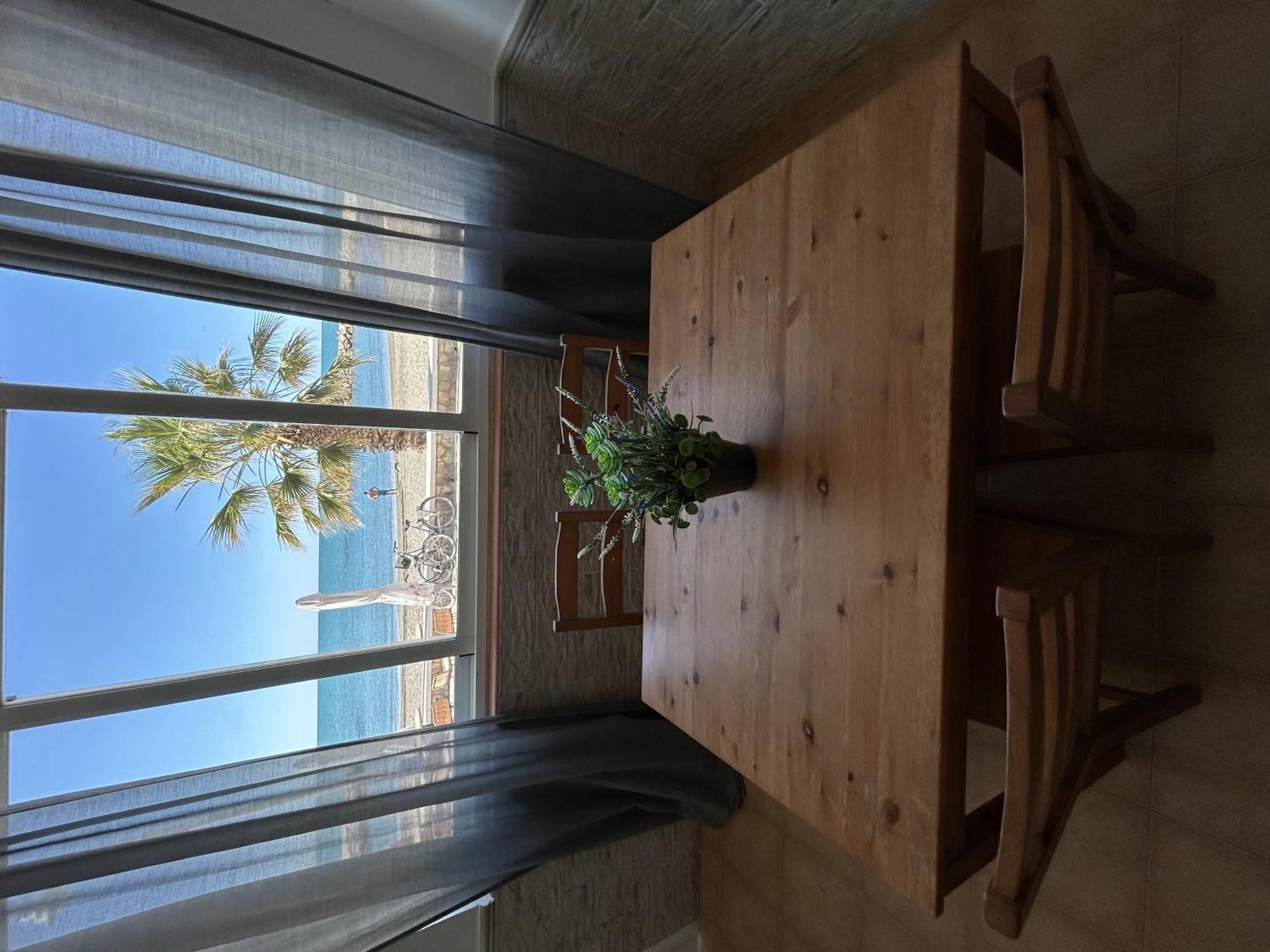 Apartamento Frente Al Mar Pedregalejo Málaga Eksteriør bilde